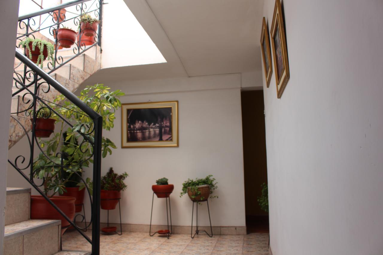 Kennedy Guest House Cusco Bagian luar foto